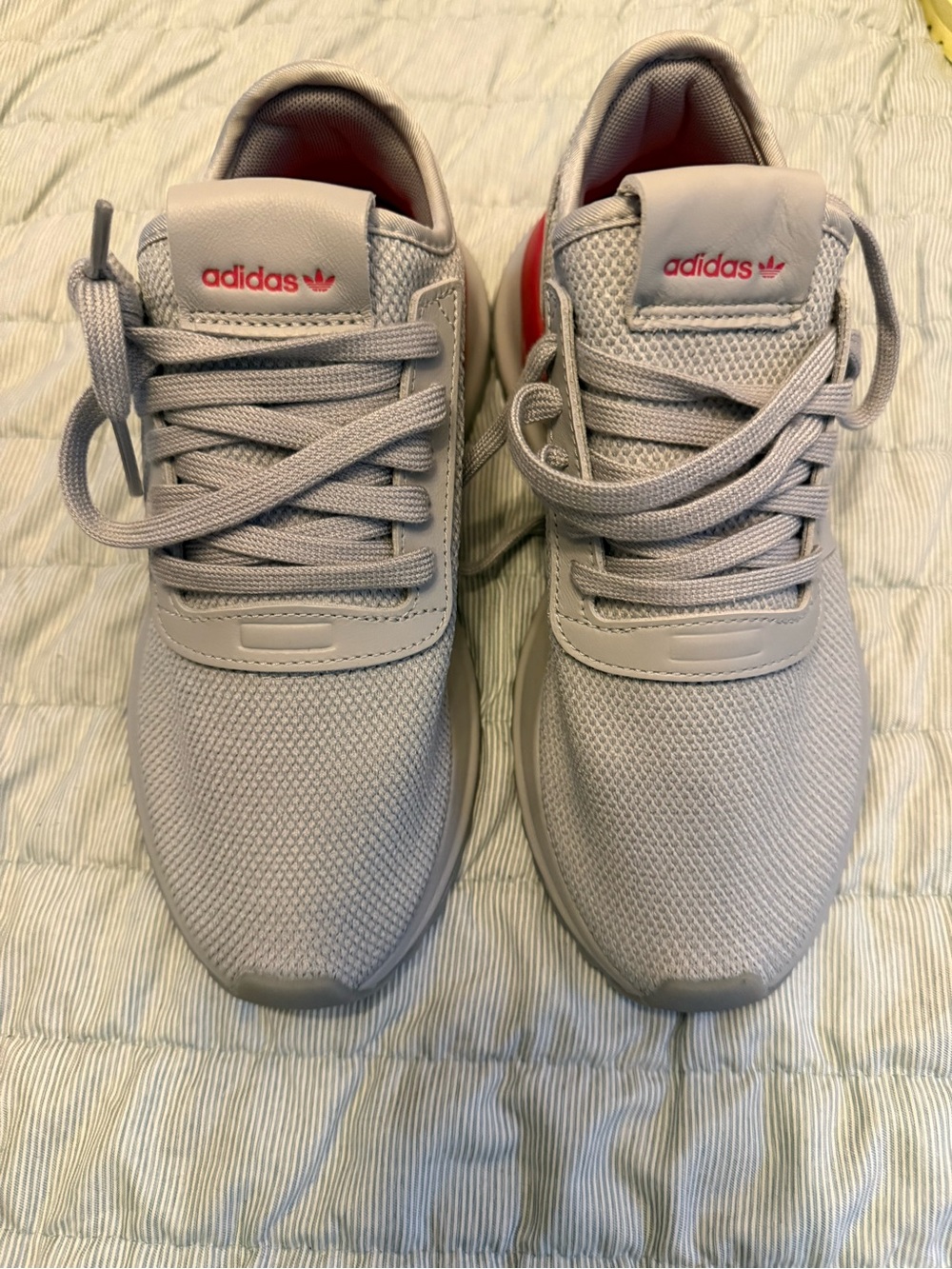 adidas Kids Light Gray Sneakers with Pink Logo Accent